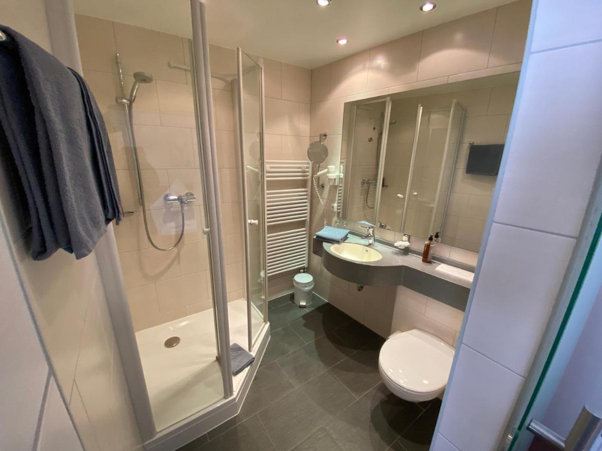 Weingutshotel Piesporter Goldtroepfchen Zewnętrze zdjęcie