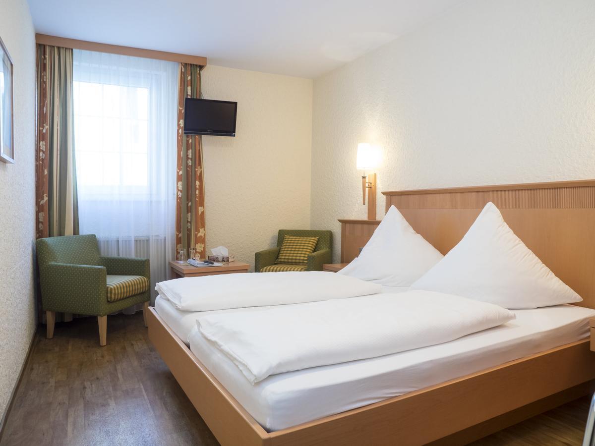 Weingutshotel Piesporter Goldtroepfchen Zewnętrze zdjęcie